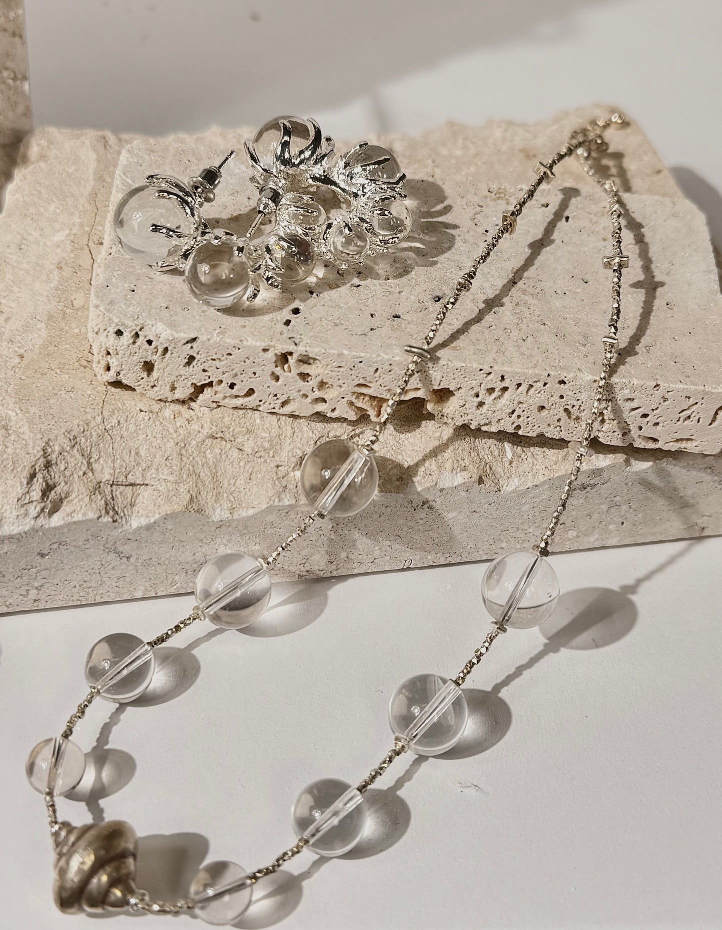 White Crystal Stainless Steel Necklace Set– Minimalist Elegance
